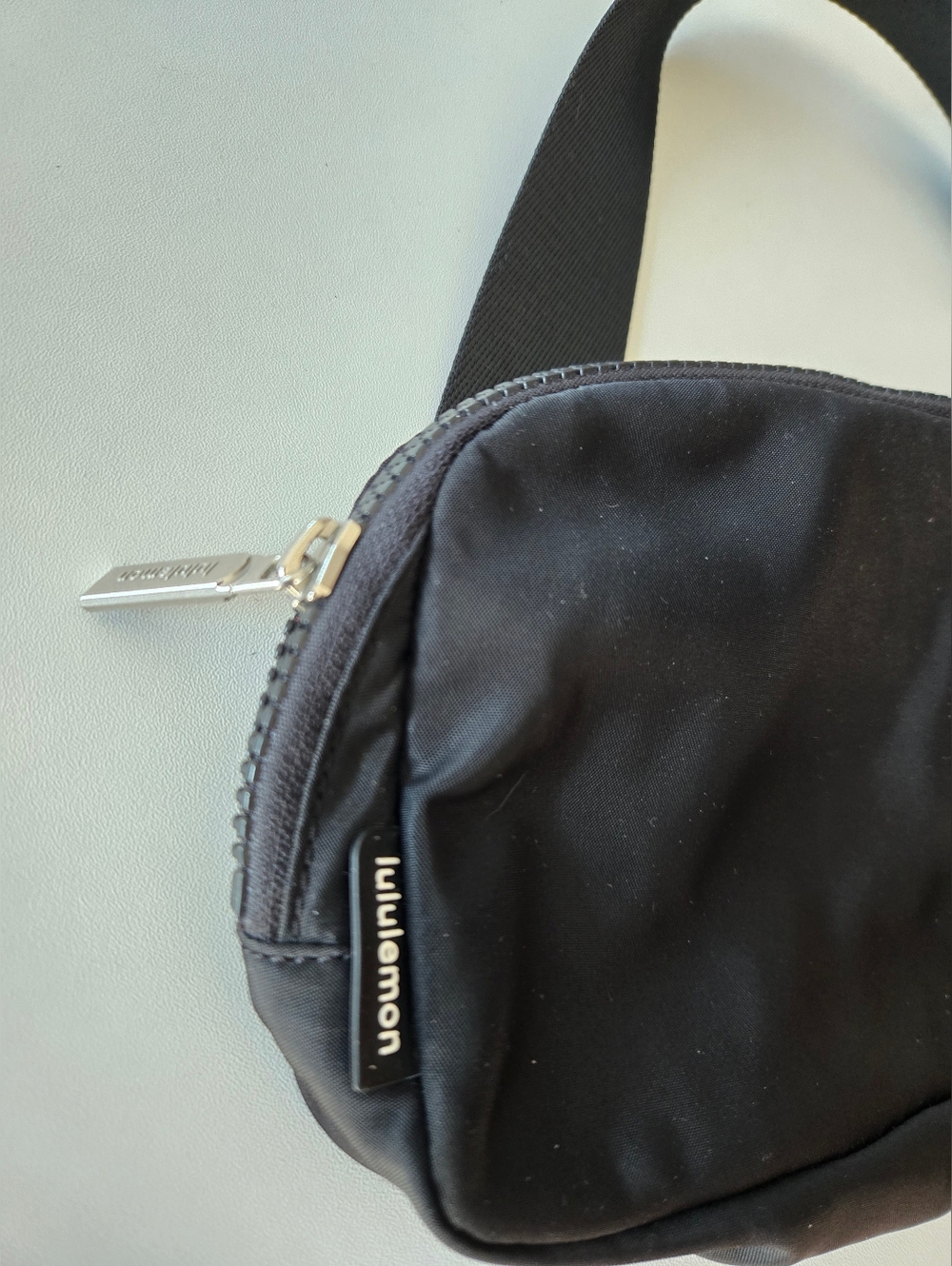 Lululemon Athletica Women's Black Belt Bag - Picture 8 of 14